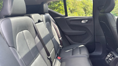 Volvo XC40 2.0 B4P Ultra Dark 5dr Auto Petrol Estate